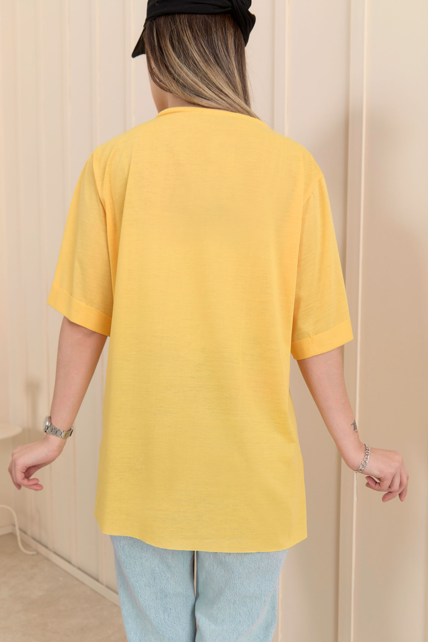 22244-SARI T-Shirt