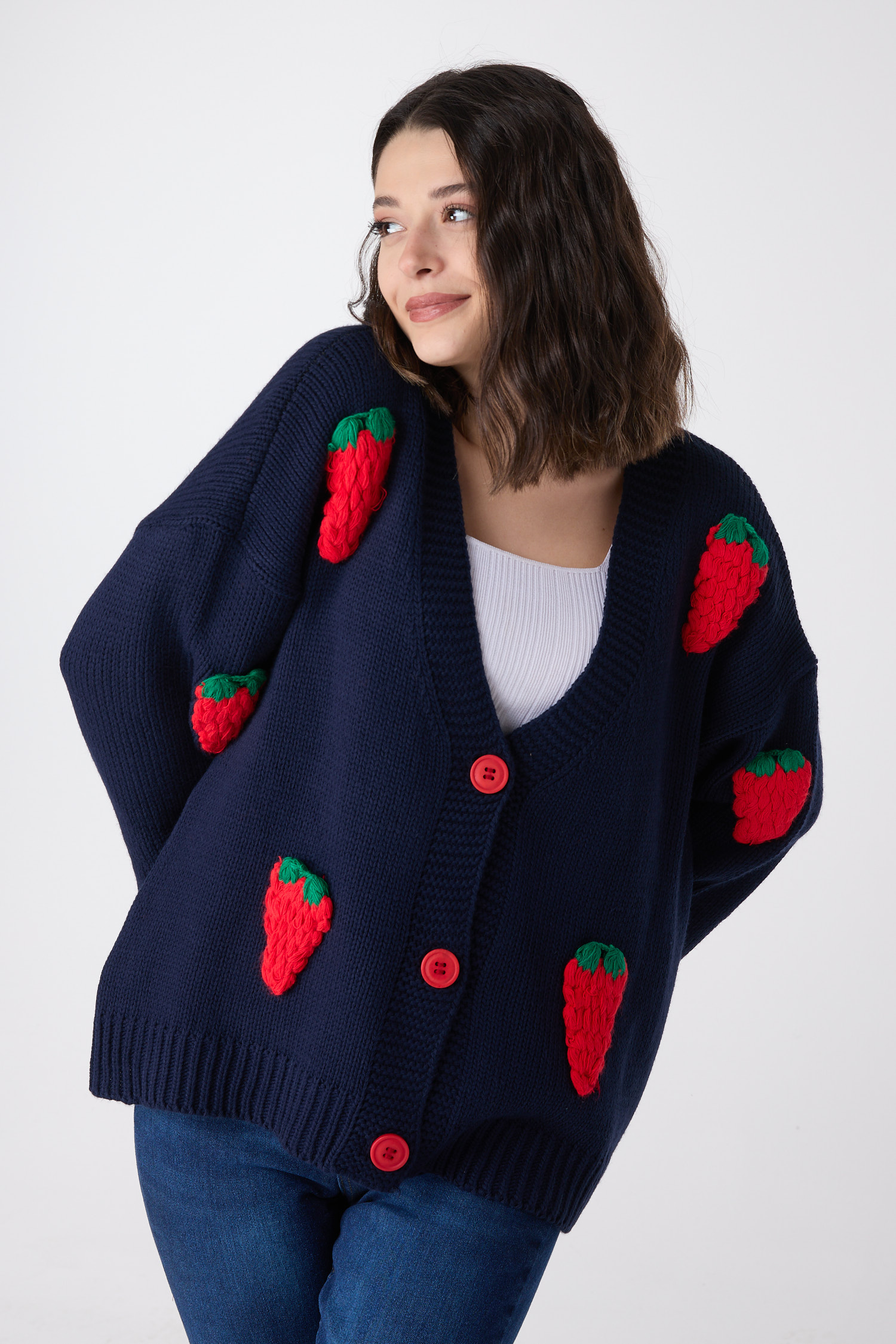 23919-LACIVERT Çilek Motifli Oversize Triko Hırka