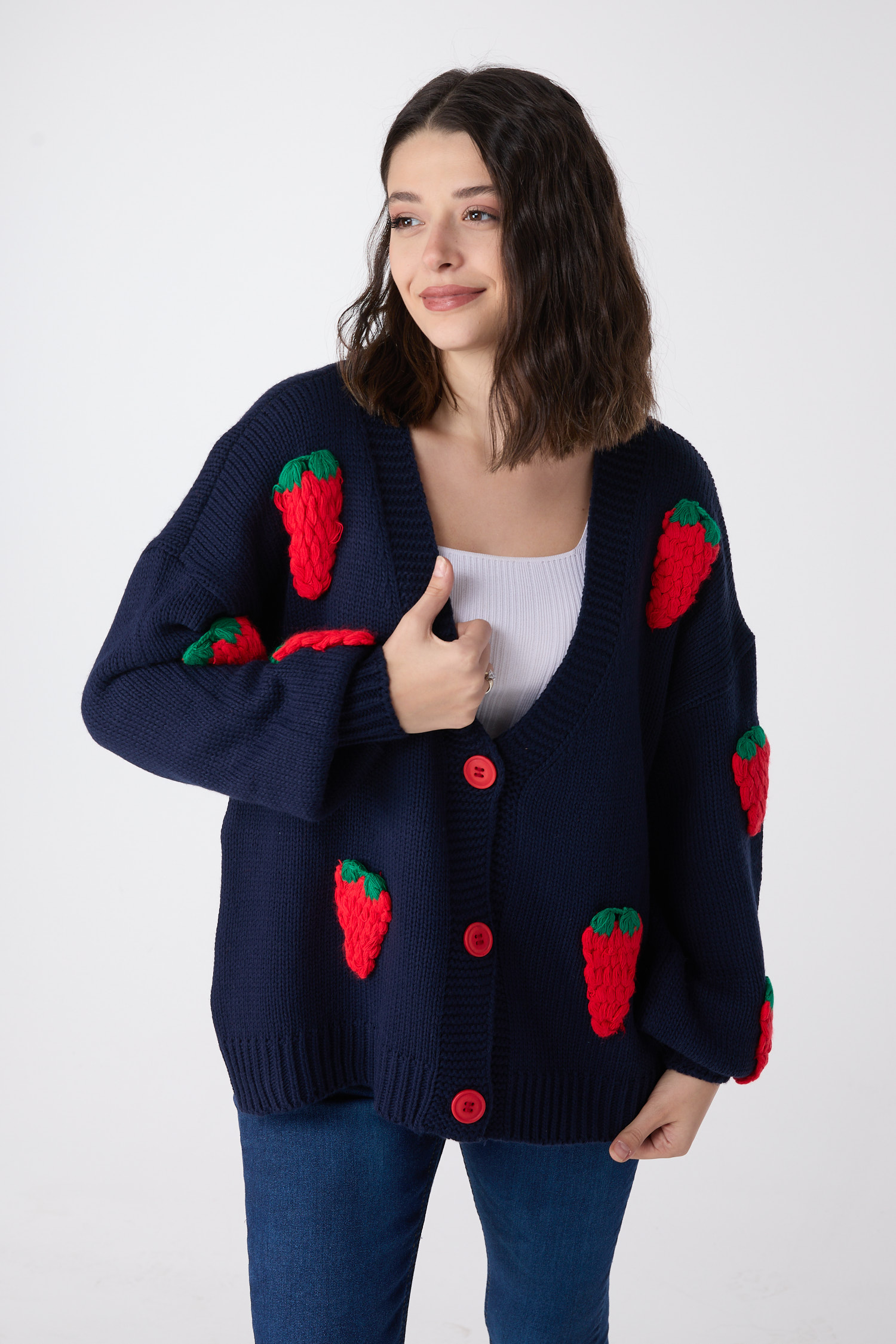 23919-LACIVERT Çilek Motifli Oversize Triko Hırka
