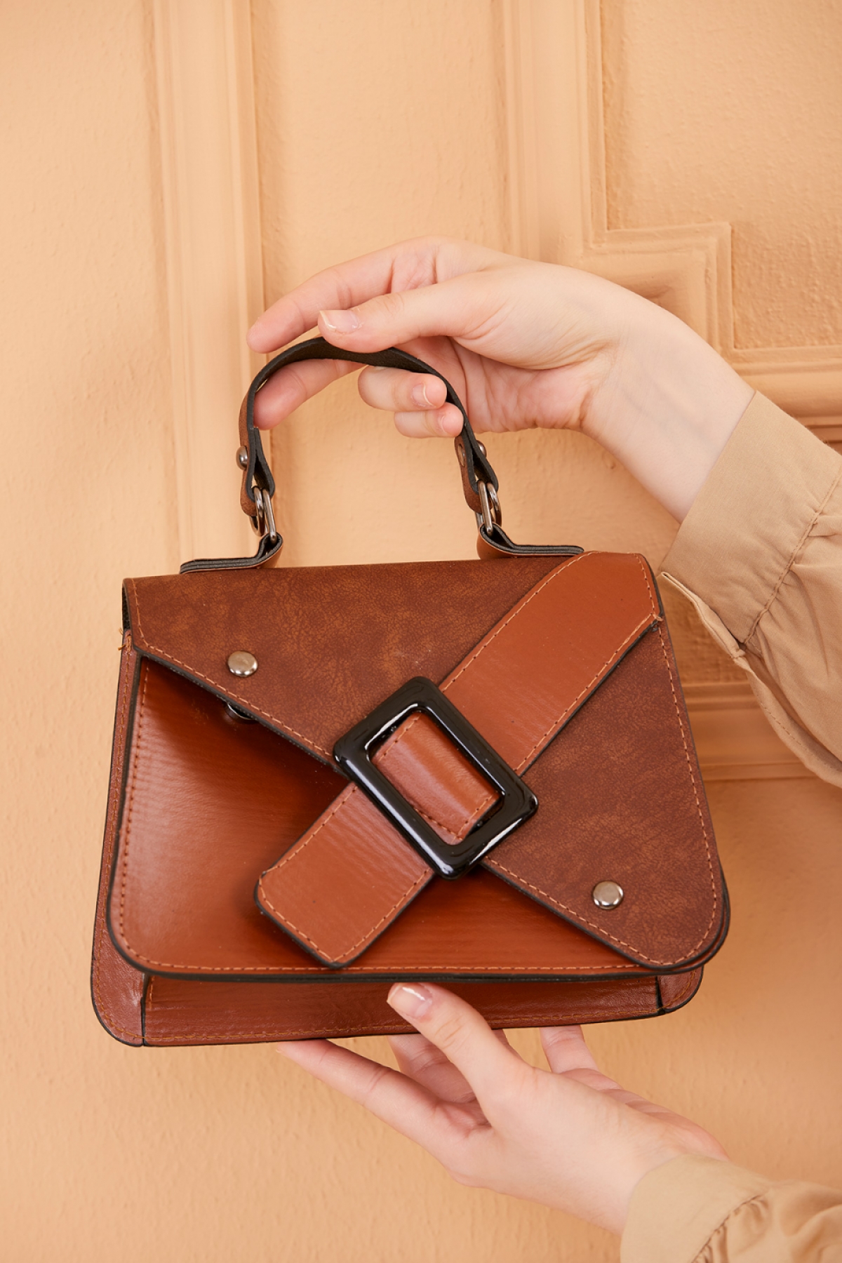 Buckled Bag BROWN - 20190