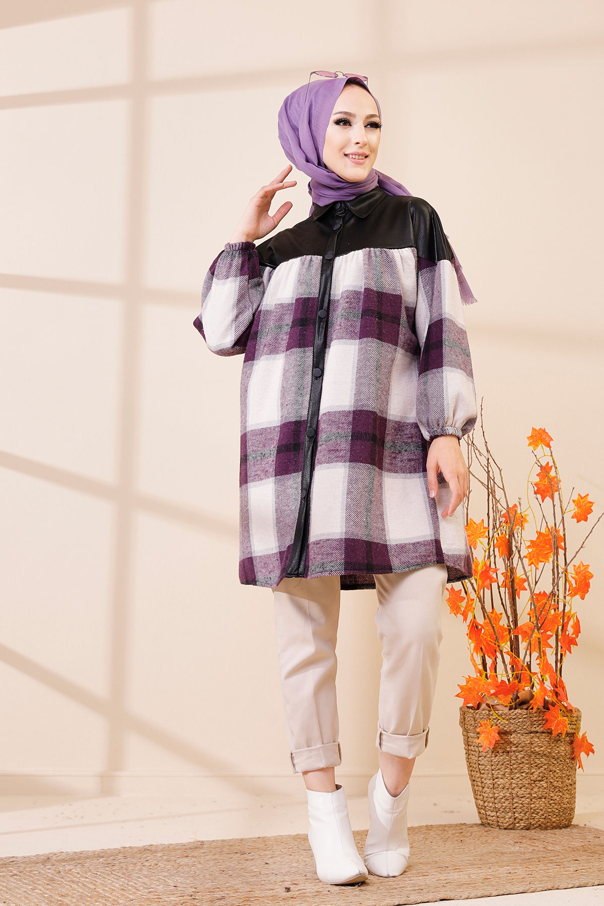 Buttoned Cap Damson - 13087
