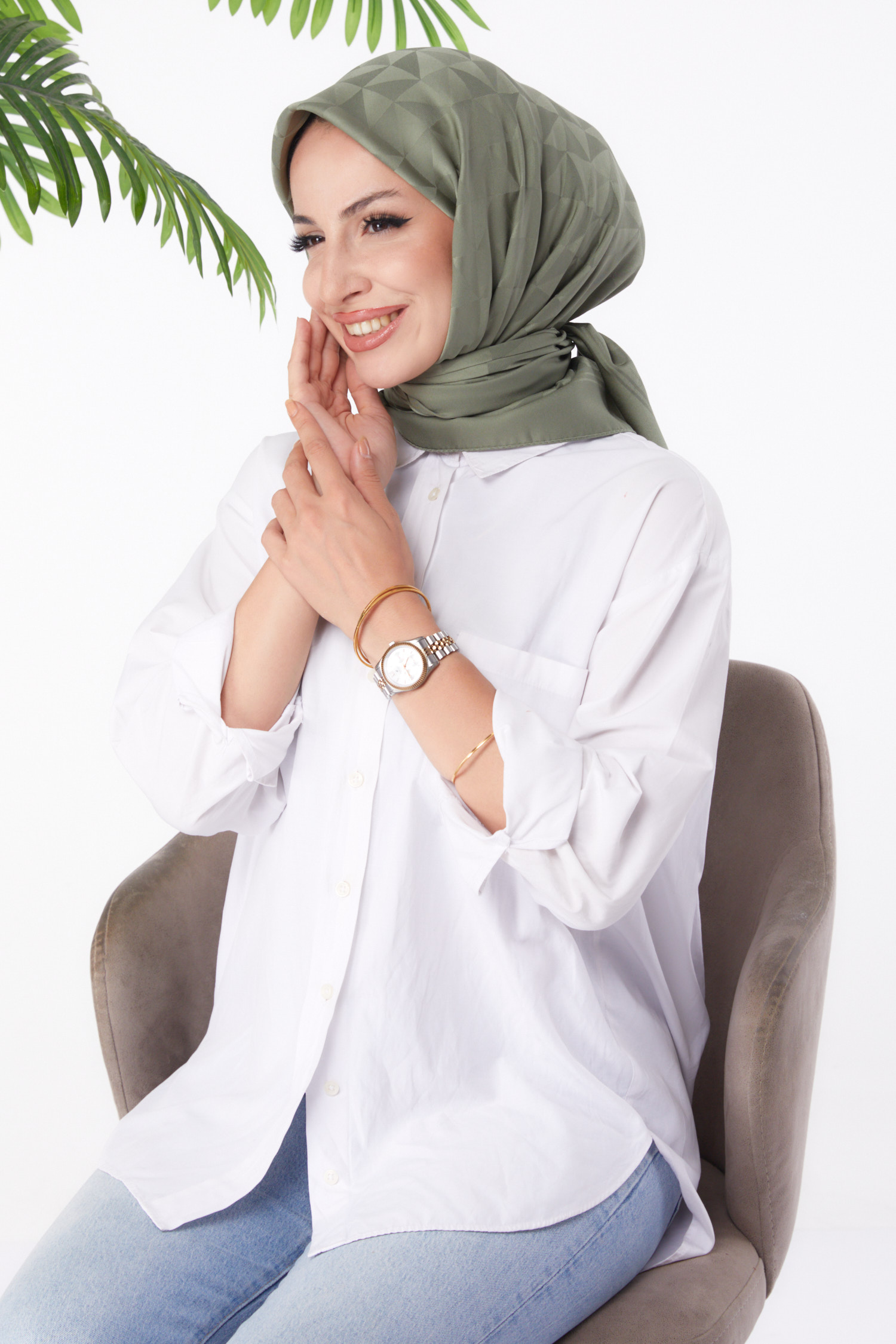 Düz Orta Kadın Haki Janjanlı Eşarp - 26156