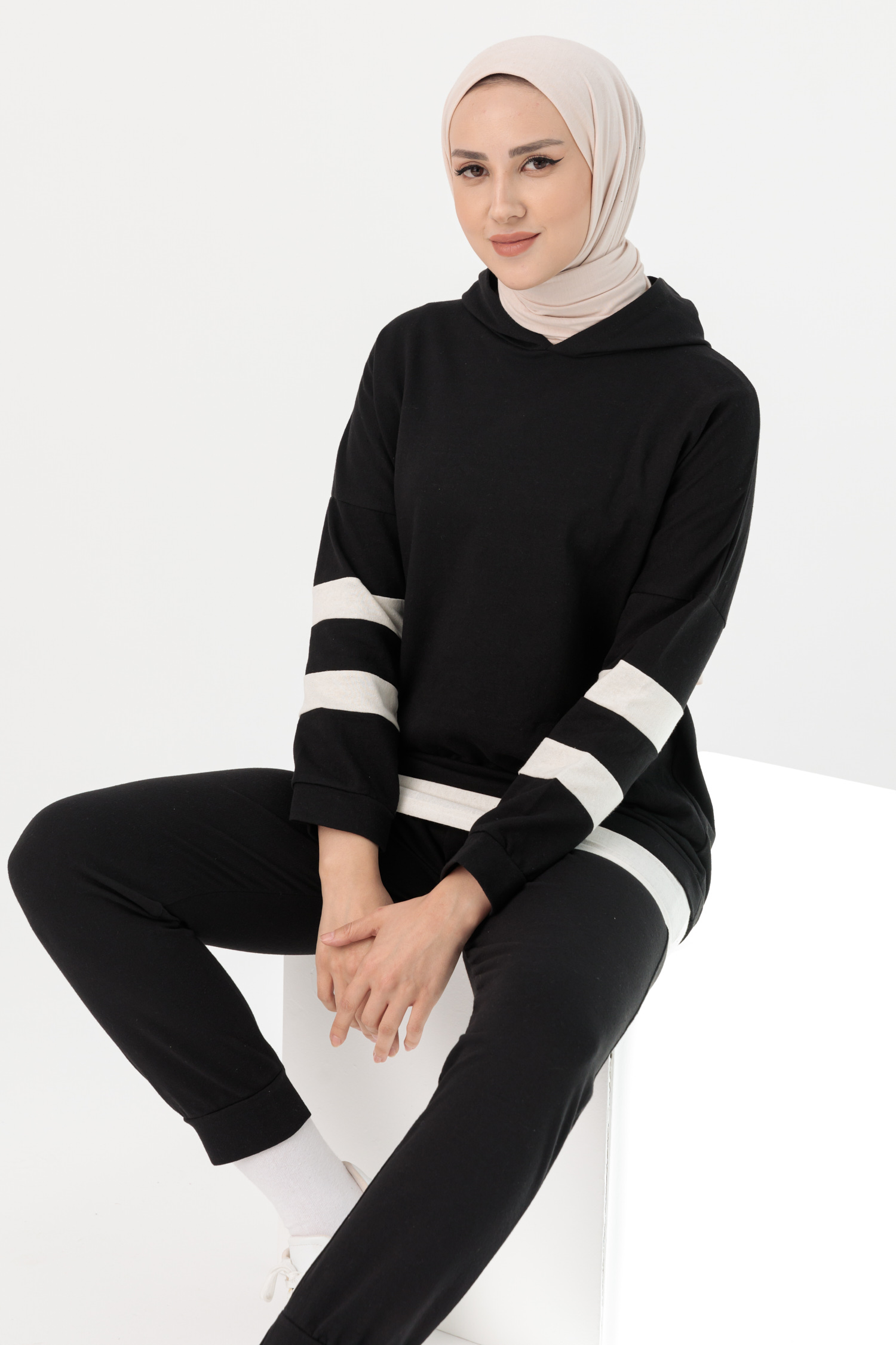 Tunic With Pants Black - 3024