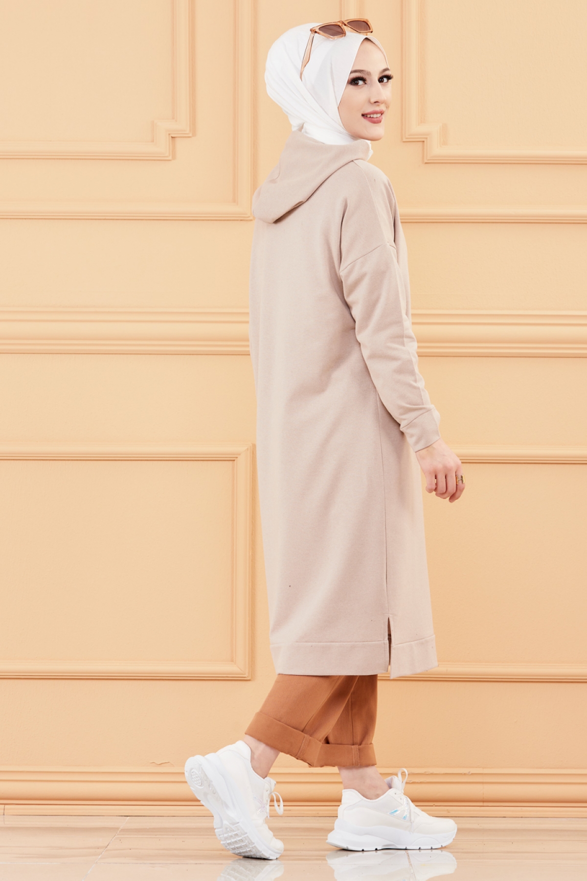 Beige with Zippered Cardigan - 3243