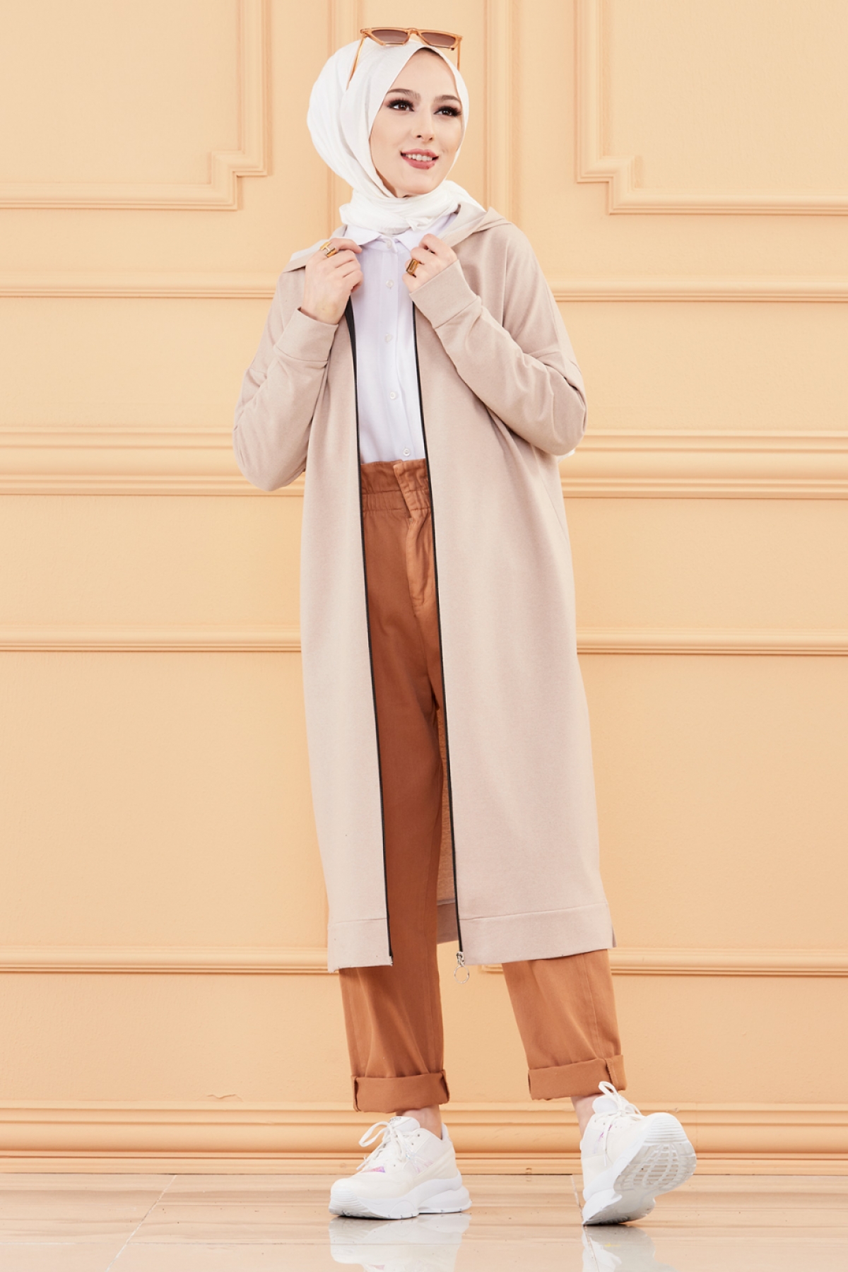 Beige with Zippered Cardigan - 3243