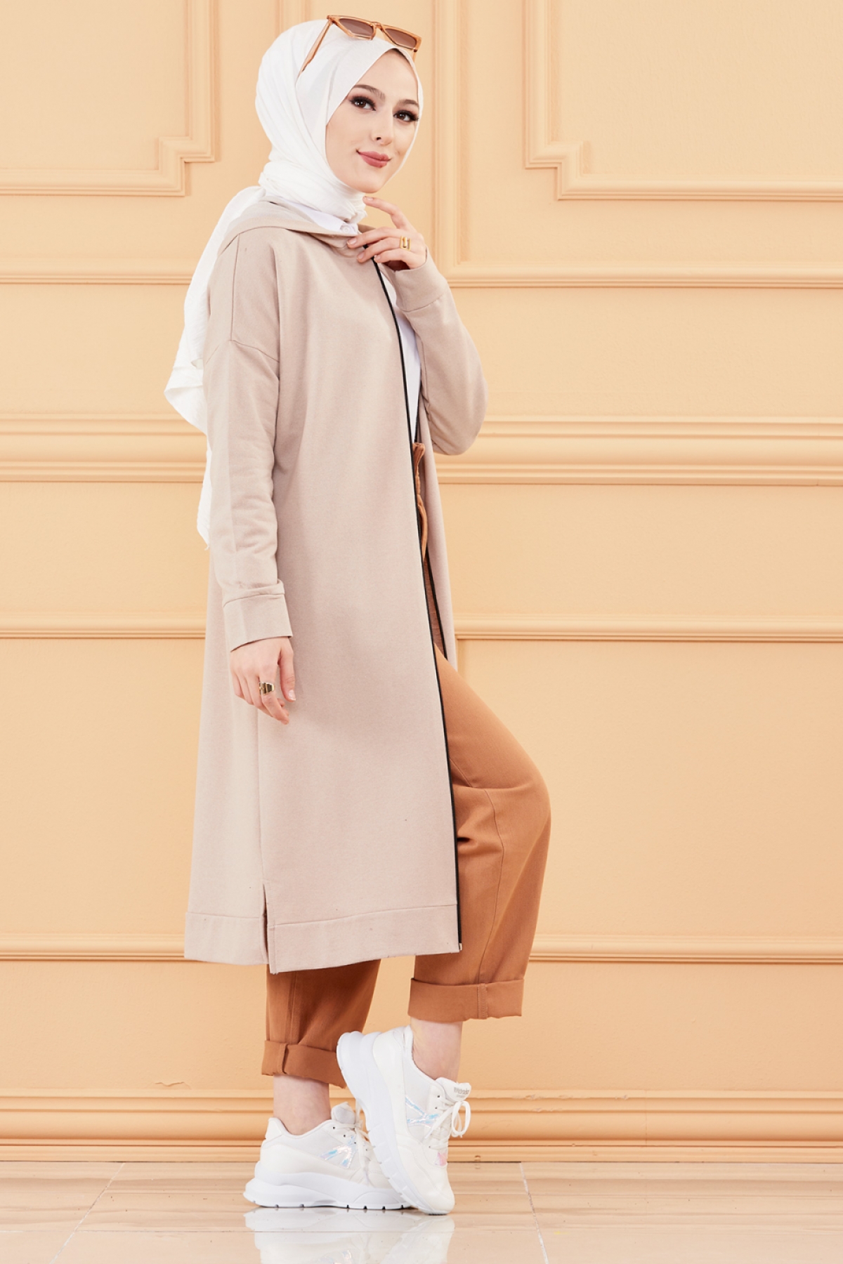 Beige with Zippered Cardigan - 3243