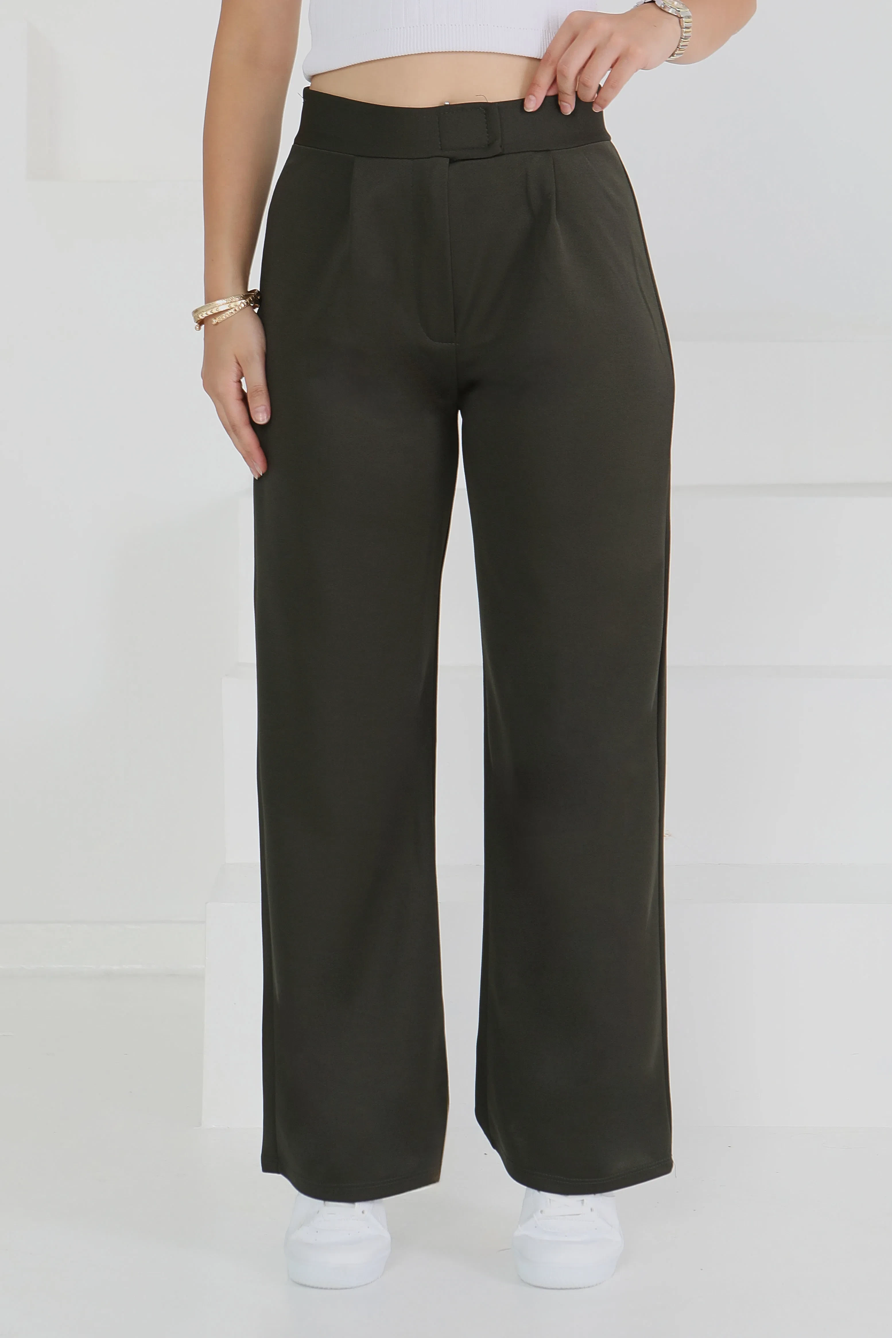 Palazzo ve Bol Paça Pantolonlar Nasıl Kombinlenir?