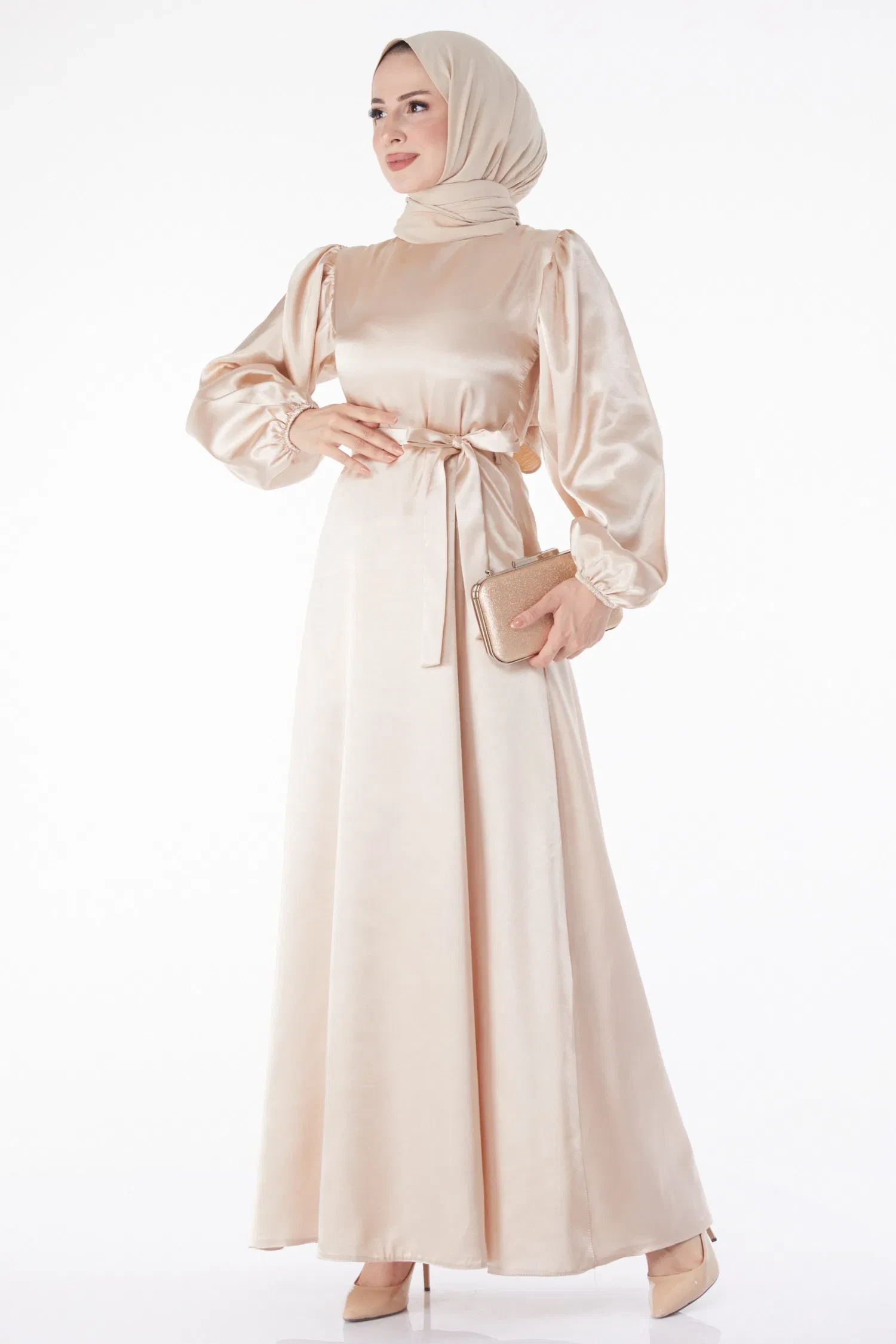 Tesettür Mezuniyet Kombinleri ile Zarif Görünüm