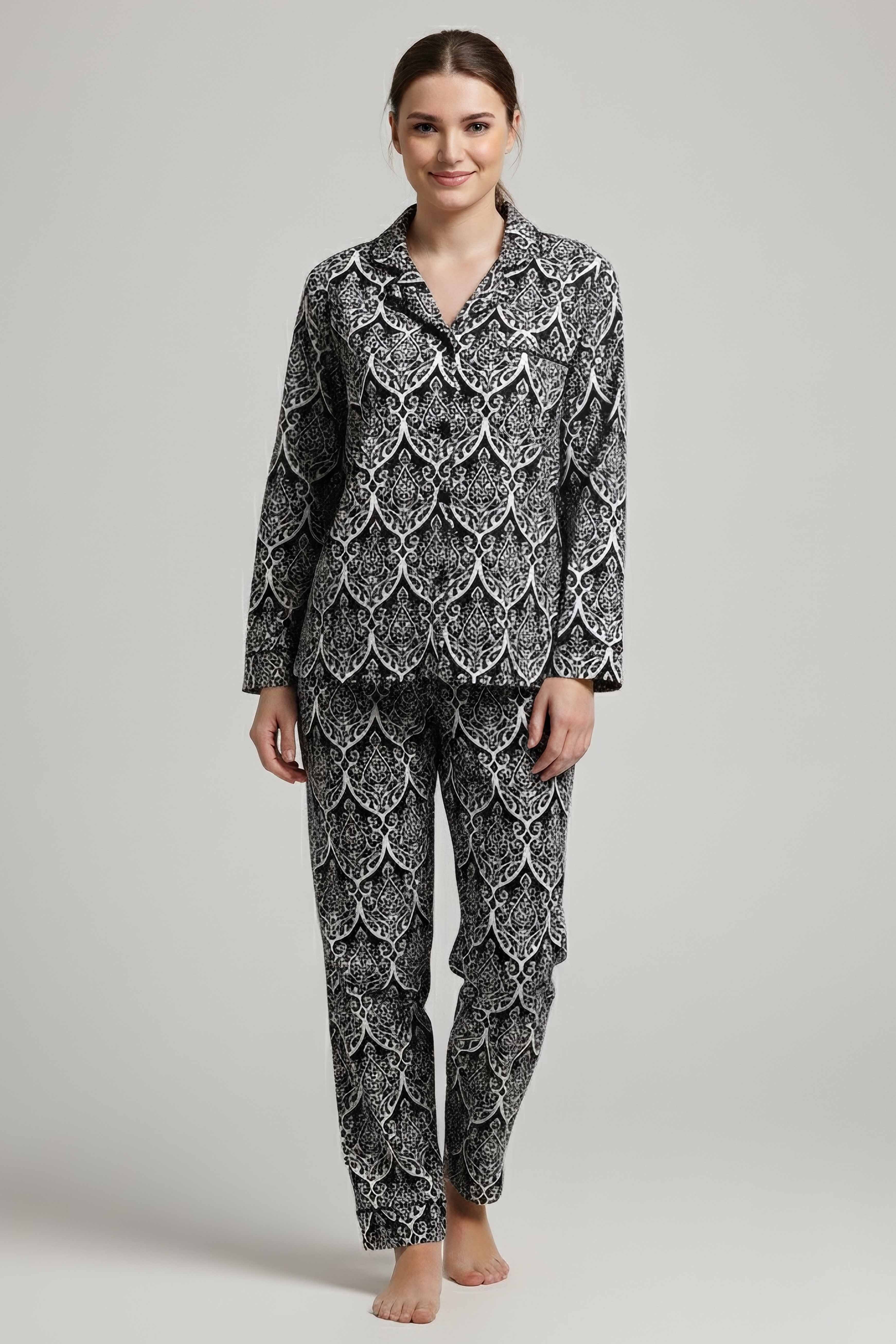 Desenli Baskılı Pijama Takımı  - 28067-SIYAH