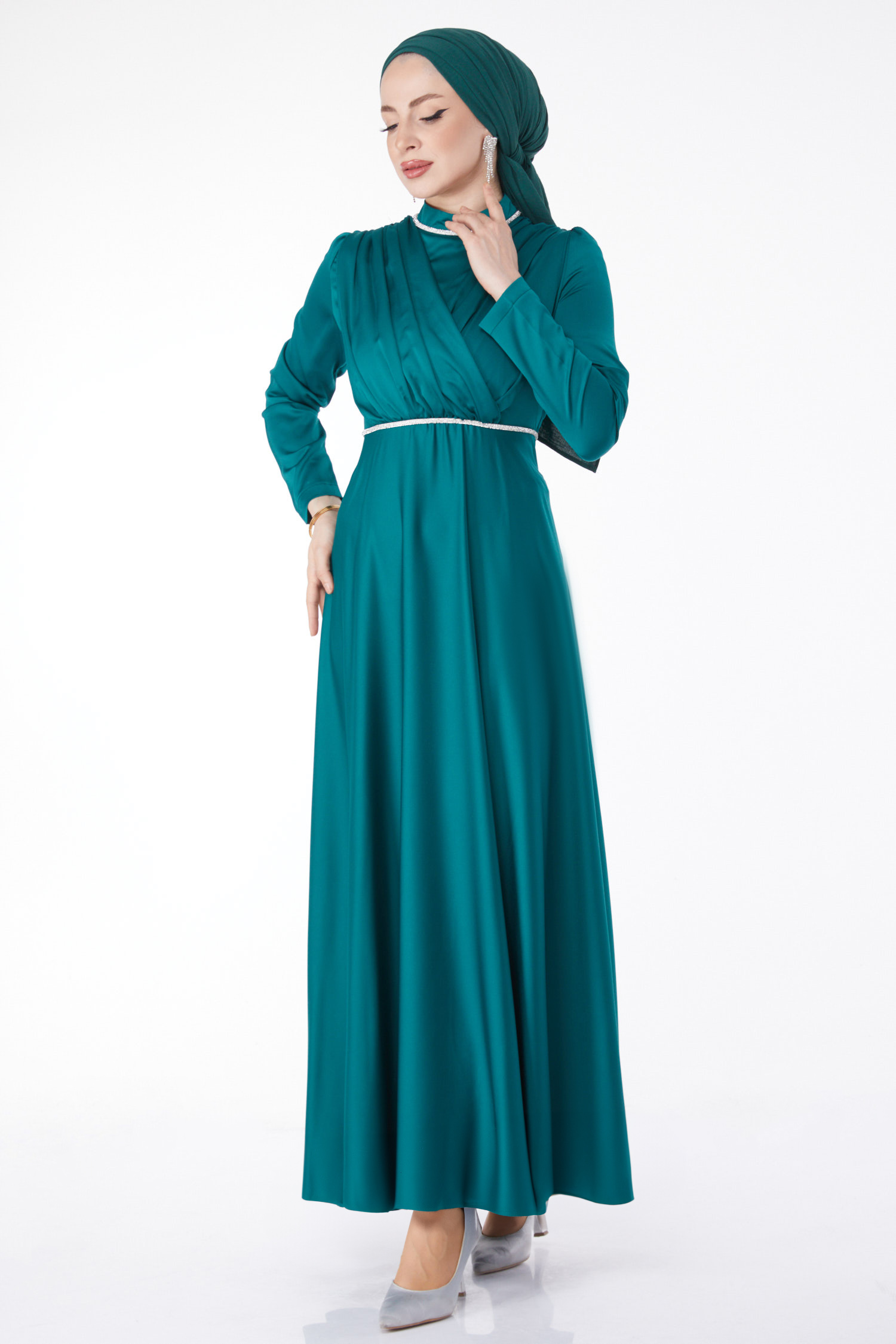 Düz Hakim Yaka Kadın Zümrüt Pile Detaylı Abiye Elbise - 24900