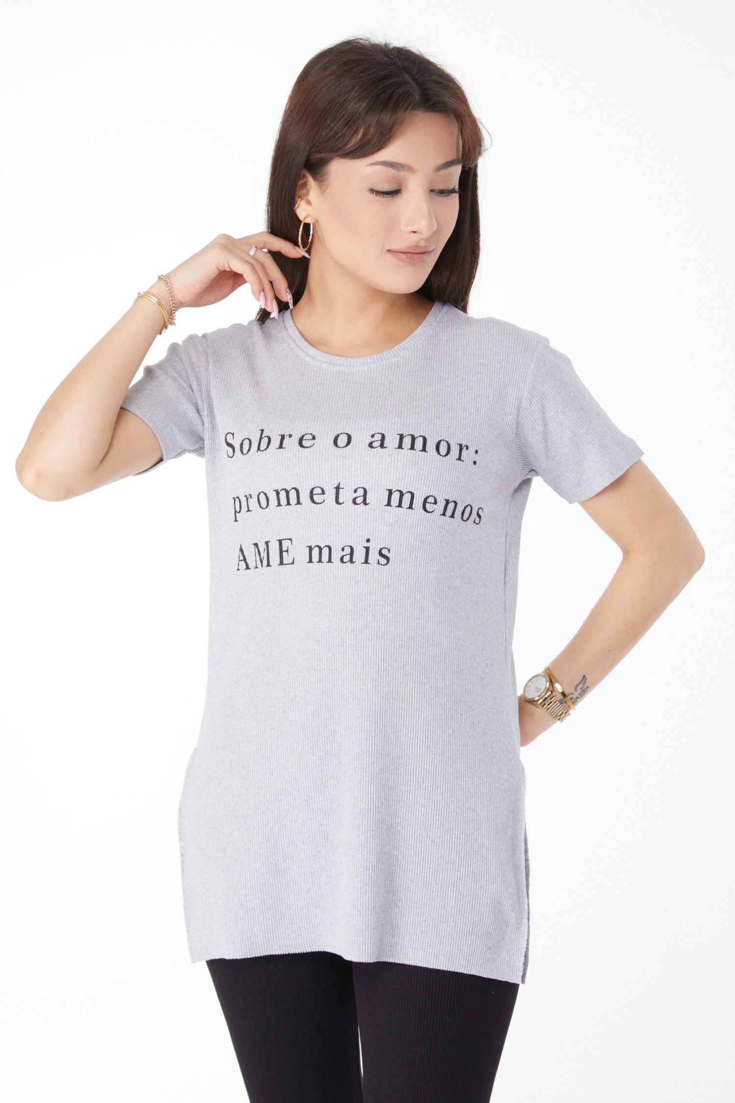 Düz Orta Kadın Gri Baskılı Yırtmaçlı T-shirt - 24792