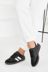 Kadın Siyah Beyaz Suni Deri Spor Ayakkabı - 27702-SIYAH-BEYAZ - TOFİSA