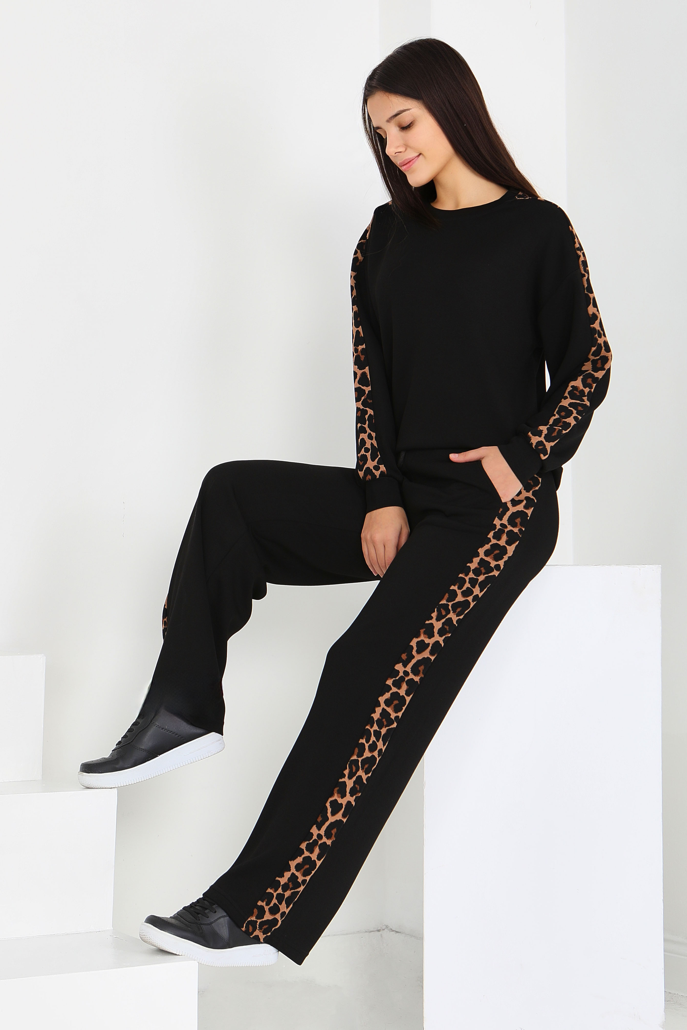 Kol Leopar Detaylı Modal İkili Takım  - 27884-SIYAH