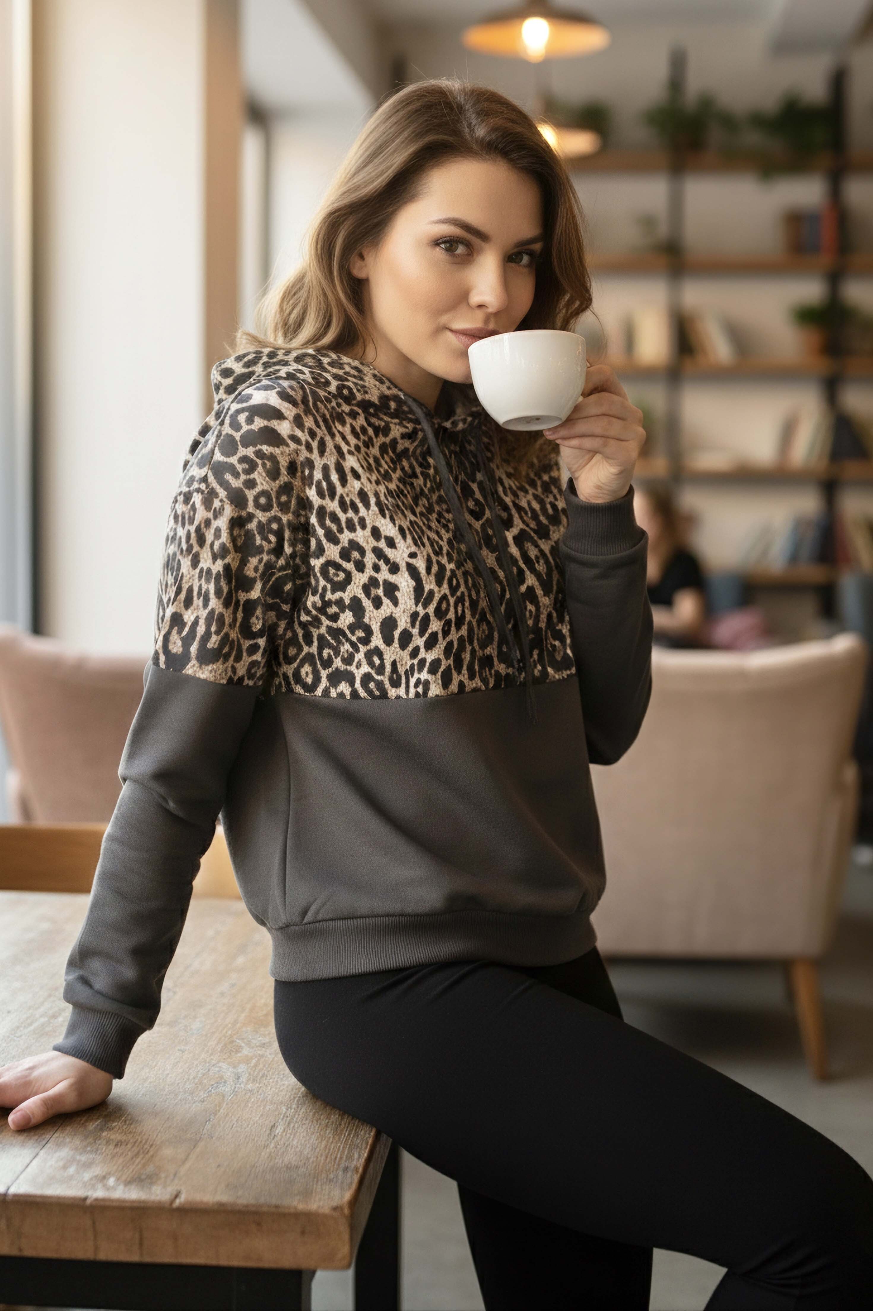 Leopar Desenli Kapüşonlu Sweat  - 28276-FUME