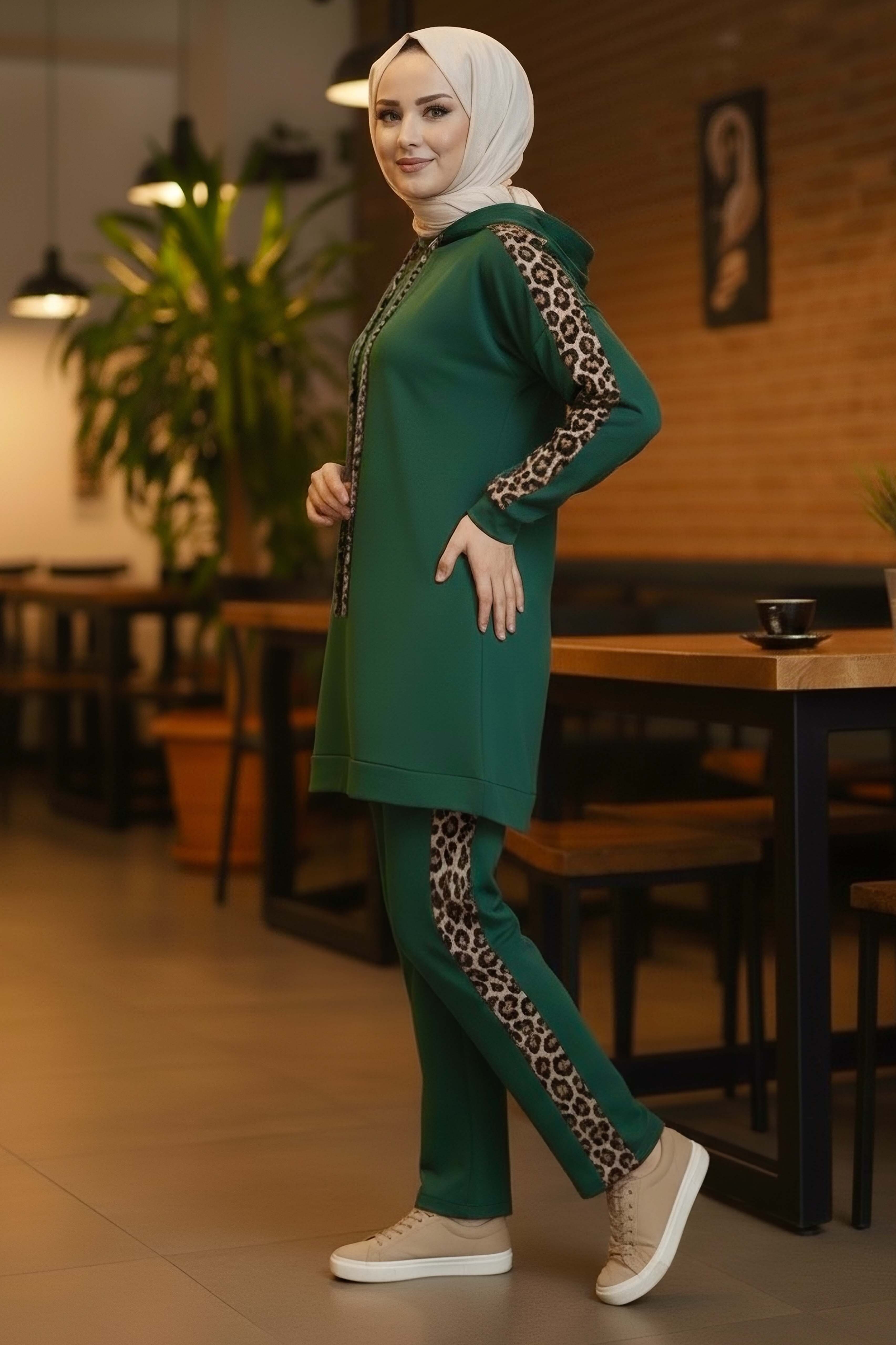 Leopar Şerit Detaylı İki İplik İkili Takım  - 2051-ZUMRUT